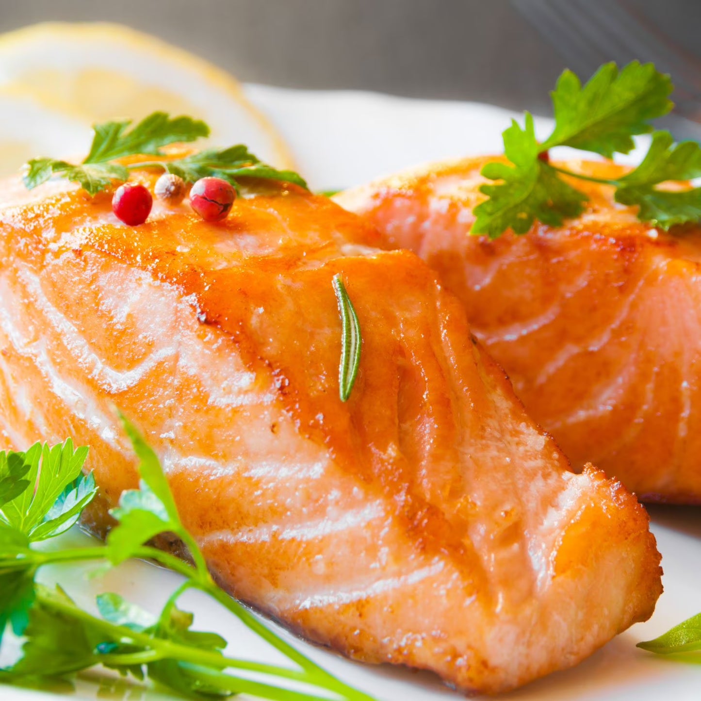 Antibiotic-Free Sashimi-Grade Skinless Atlantic Salmon, Frozen, (20 Lb.)