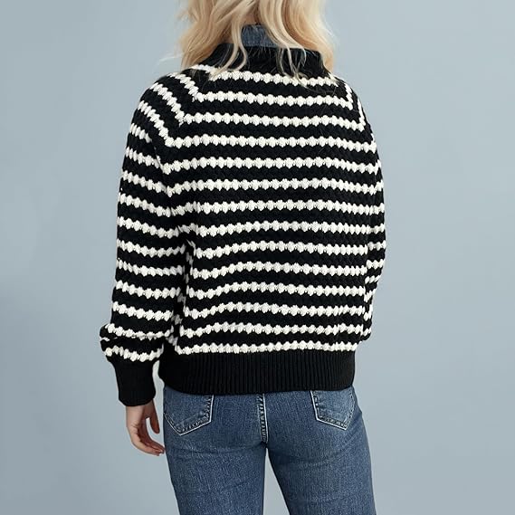 Women’s Striped Knit Sweater — Black and White Pullover with Crew Neck & Long Sleeves, Oversized Casual Warm Jumper for Autumn & Winter